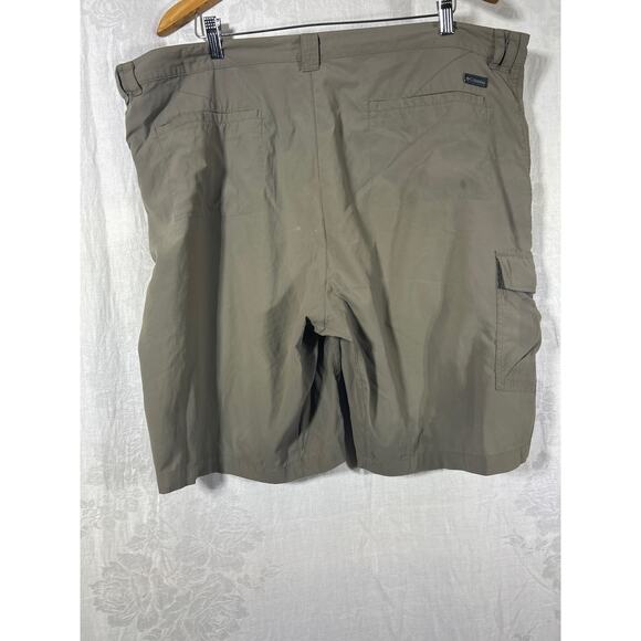 Columbia Omni Shade Cargo Shorts 42 Brown Performance Lightweight Hiking Camping - Picture 10 of 16